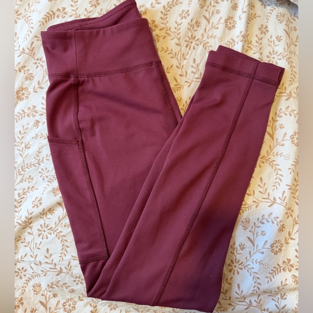Women’s Active Leggings in Deep Burgundy